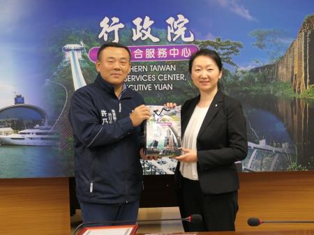 台日大學生參訪南服中心 跨國交流認識政府運作_5