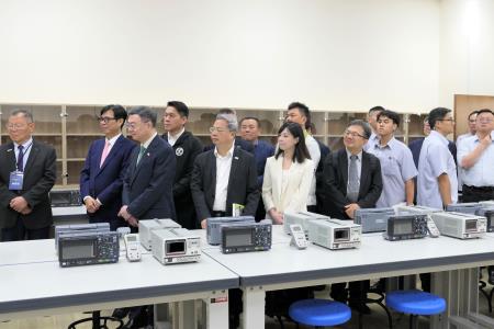 卓院長今(4)日出席國家重點領域校際研教園區啟動儀式照片_8