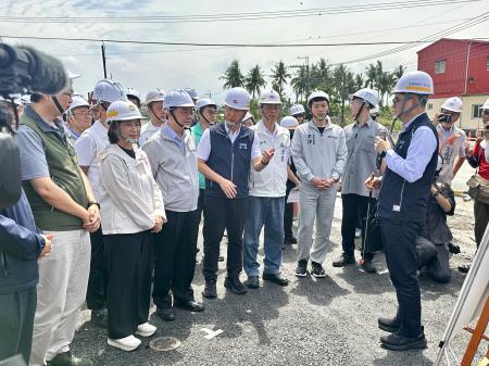 2026年5月16日行政院長卓榮泰視察高速鐵路屏東車站特定區路段臺鐵改善暨六塊厝車站遷建建設計畫進度