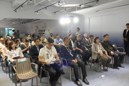 行政院國家發展基金管理會今(24)日於亞灣新創園舉辦創業天使投資方案南部服務辦公室揭牌儀式_5