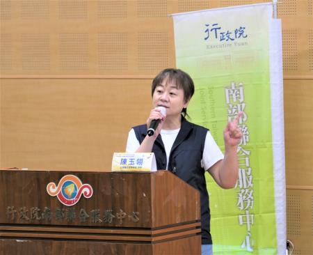 社團法人中華社團領袖聯合總會時英華秘書長。