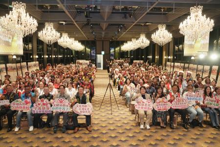 52處績優文健站獲表揚展現文化照顧成果大合照.jpg