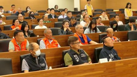 南服中心攜手信保基金 助中小企業掌握政府資源