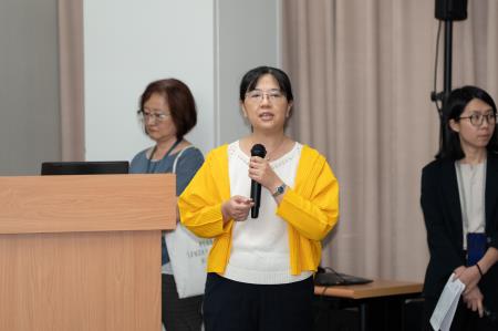 國科會科技辦劉芳梅組主任簡報說明，國科會首度辦理優良科技計畫評選及推動楷模推薦作業，表揚長期推動科技計畫、並對我國科學技術創新、產業發展及社會效益具重要貢獻之人員。.jpg
