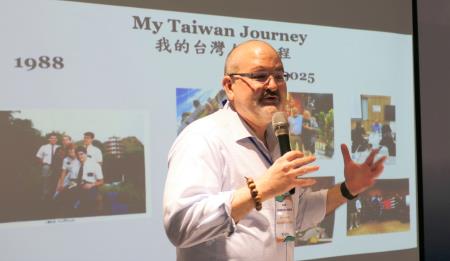 黑真人才美籍創辦人兼培訓總監陳楚翊指出，外籍人士常見的職場文化衝擊，包括台灣職場中常見的「權責不清」、「避開挑戰權威」等。