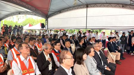 中央地方攜手 完善交通建設 高雄楠梓園區聯外路網動土