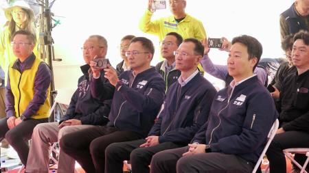 台20線關鍵節點「明霸克露橋」，歷經28個月施工並重新命名「瓦筏哈橋」，1月28日通車。