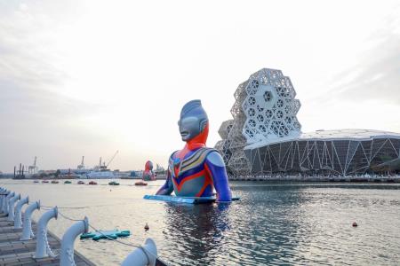 超人力霸王帥氣降臨愛河灣「2026高雄冬日遊樂園」熱鬧開園