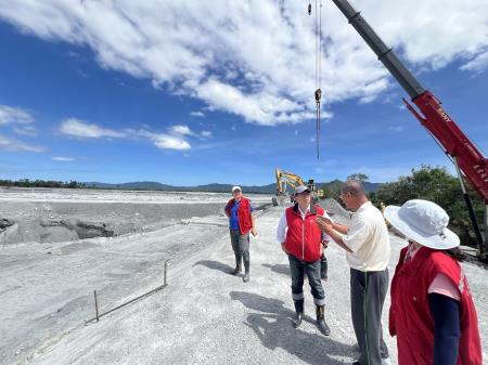 1141008政務次長黃昭欽特別前往現場視察，確保農業相關準備工作完備_3.jpg