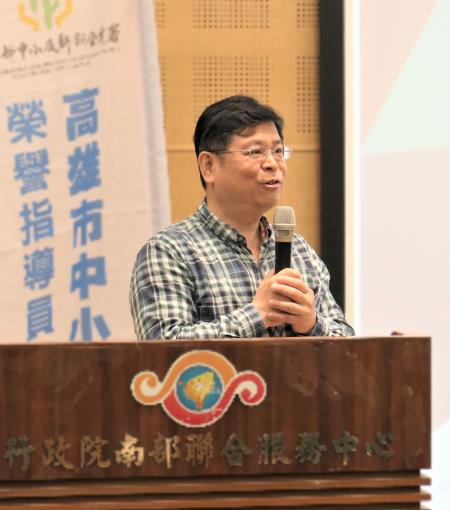 黃文輝博士講課內容專業且豐富，並結合相關案例，協助企業學員在短時間內掌握減碳的相關知識。