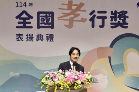 1141028孝行獎_總統.jpg