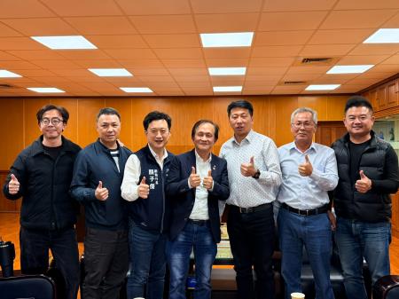 澎縣議會團隊合影