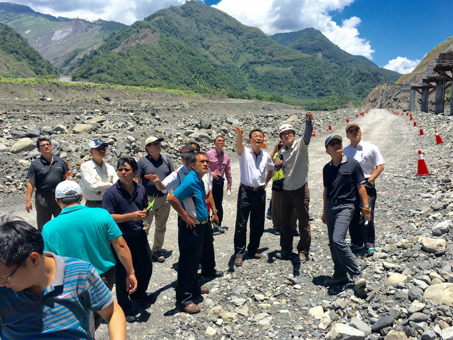 黃義佑協調促成勤和至復興段道路明年汛期前竣工 桃源區部落族人有一條安全回家的路