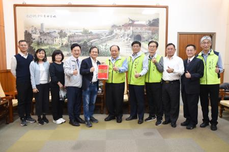 澎湖縣政府團隊合影