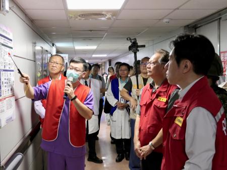 執行長陪同張秘書長視察屏東縣2026城鎮韌性演習