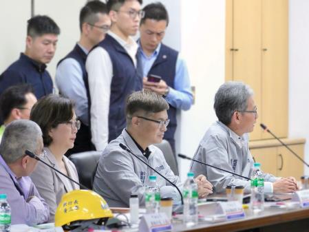 2026年4月1日行政院長卓榮泰視察中油林園石化廠