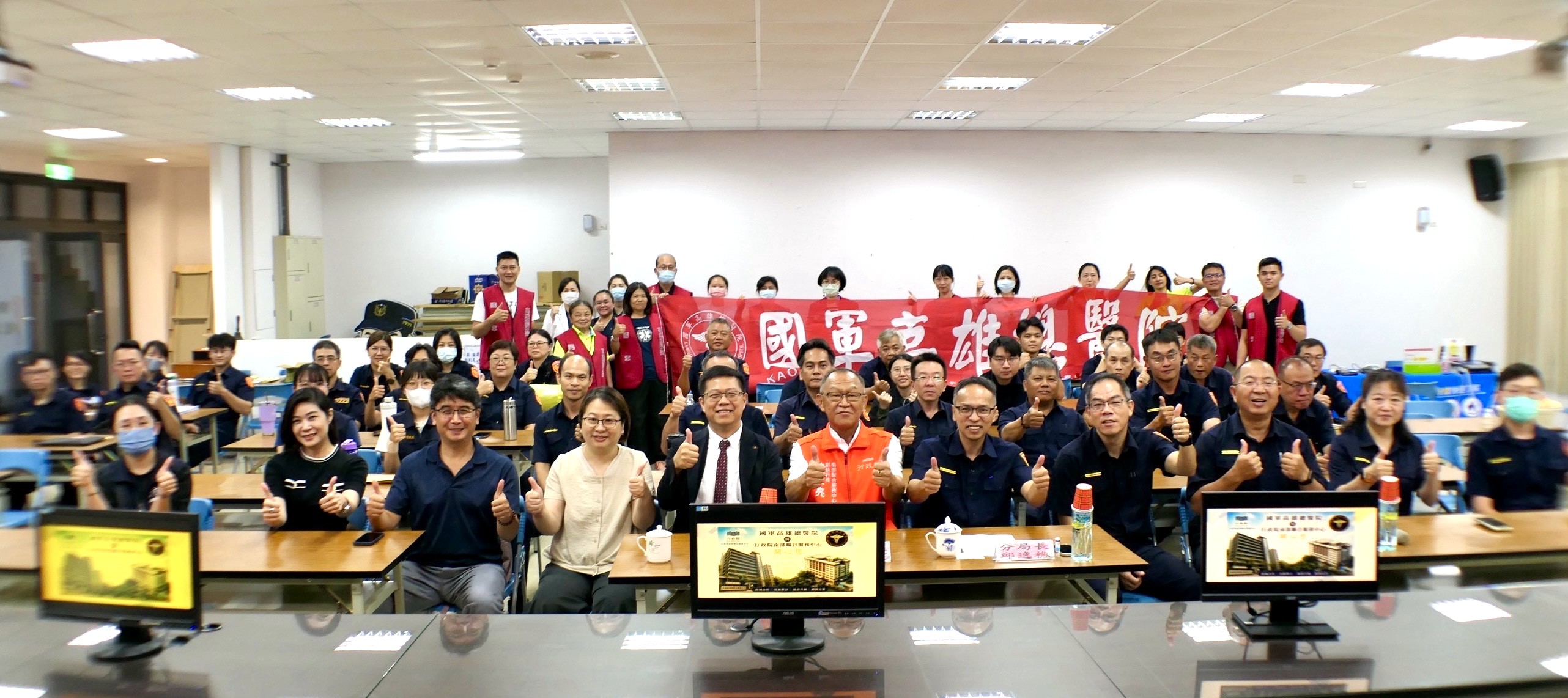 南服中心攜手醫療團隊守護警察健康 推猝死預防講座及免費健檢